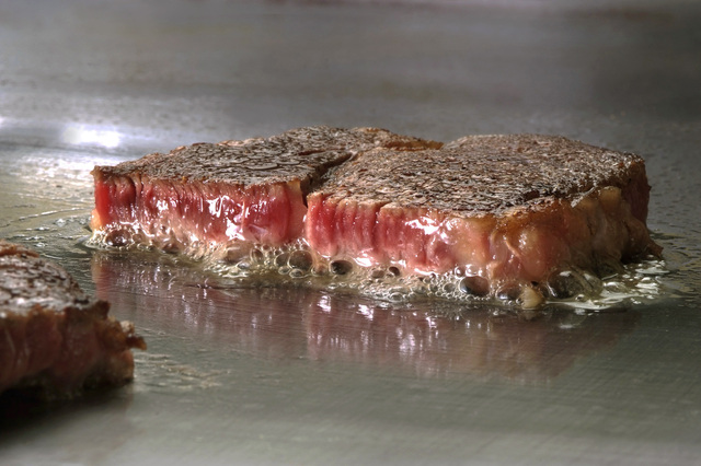 ステーキを美味しく焼く方法・やり方・手順や使い方・流れなどについて